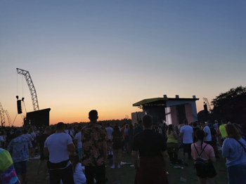 Leeds-Festival-Car-Parking_2019_001.jpg