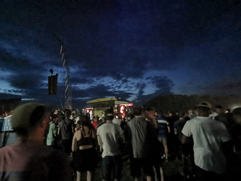 Leeds-Festival-Car-Parking_2019_002.jpg