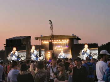 Leeds-Festival-Car-Parking_2019_011.jpg