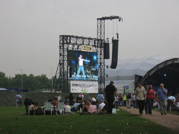 Bbcpromsinthepark2005 Seta Magdat U Look You Are Not Tom Cruise And You Do Not Have A Fighter Jet