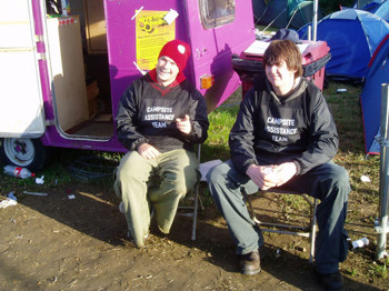 Reading2006 Setb Mikem D Wow Were All The Bins Coordinated How Stylish Are We