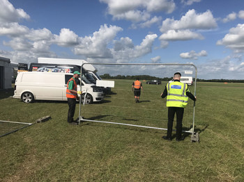 build_it_live_2017_waste_management_litter_picking_09.jpg
