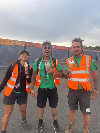 Sade, Shane & Ian Having Ice Cream