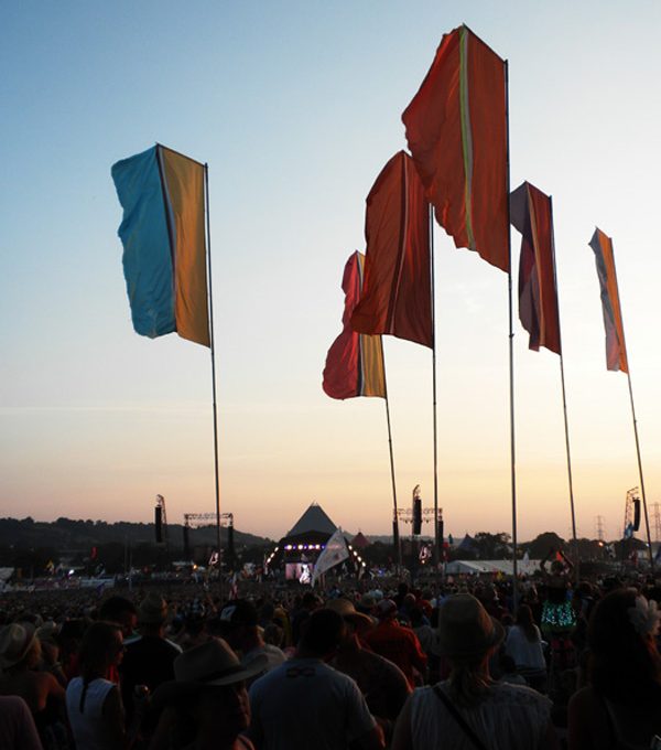 Glastonbury Festival 2010 Set A Mark Hatchard 0038 The Beggining Of A Great Evening