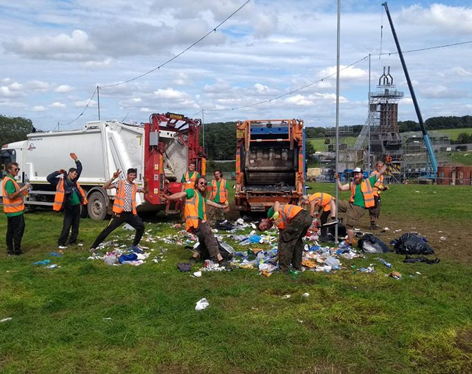 boomtown_2017_waste_management_litter_picking_00.jpg