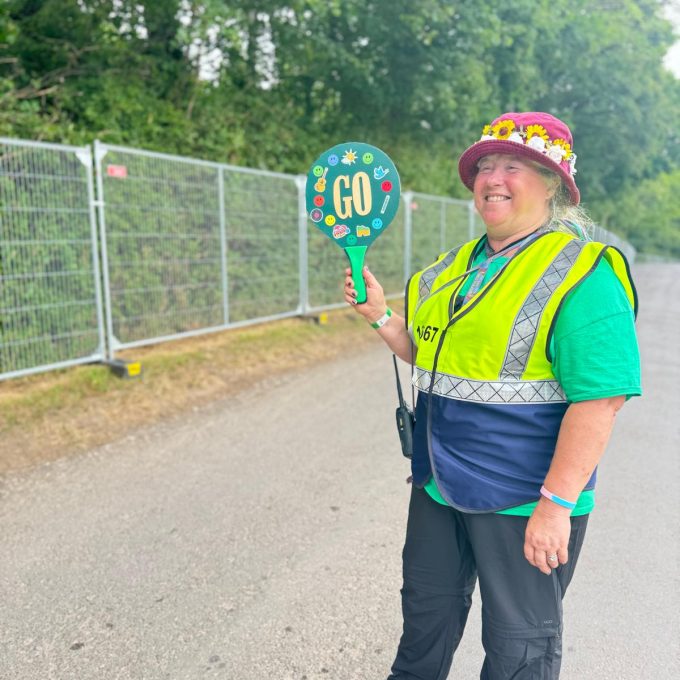 Crew Directing Traffic (7)