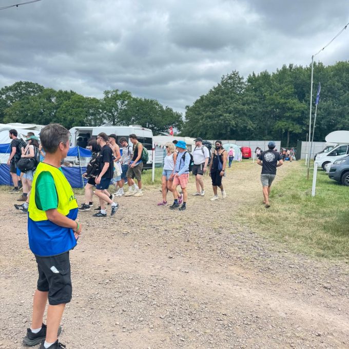 Crew Directing Traffic (9)