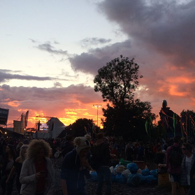 glastonbury_festival_2017_02.jpg