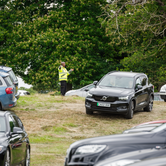 guiding car park.png