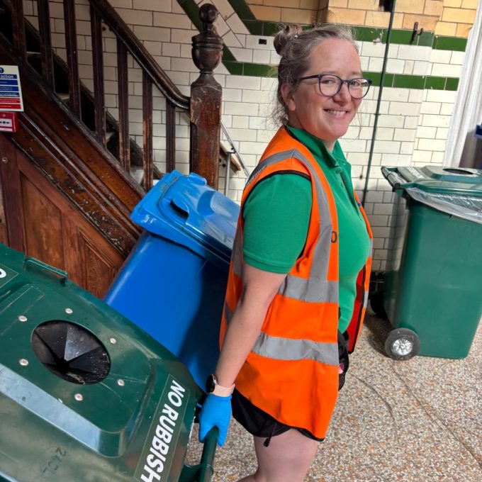 Harriett Pulling Bins