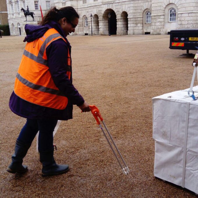 horse_guards_parade_2017_cleaning_04.jpg