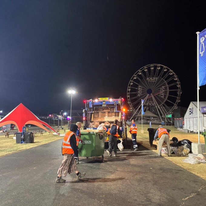 Loading Bin Truck (3)