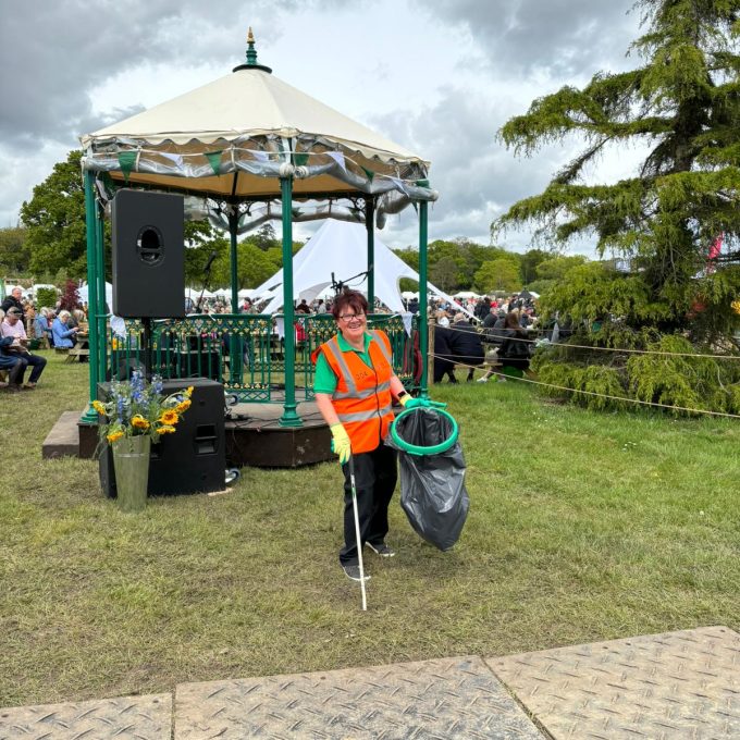 Wendy Litter Picking
